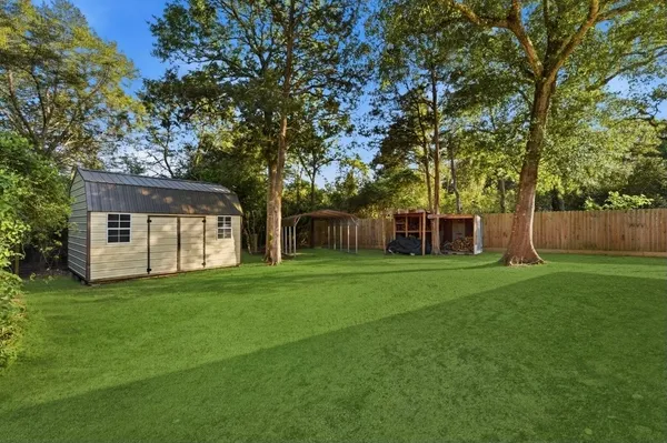 $680,000 | 486 Hickory Creek Road, Bellville, TX 77418