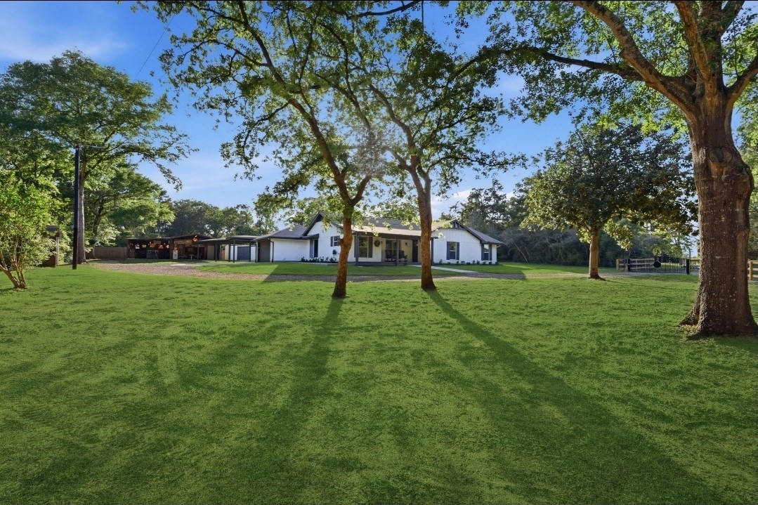 486 Hickory Creek Road Bellville, TX 77418 - Photo 5 of 50