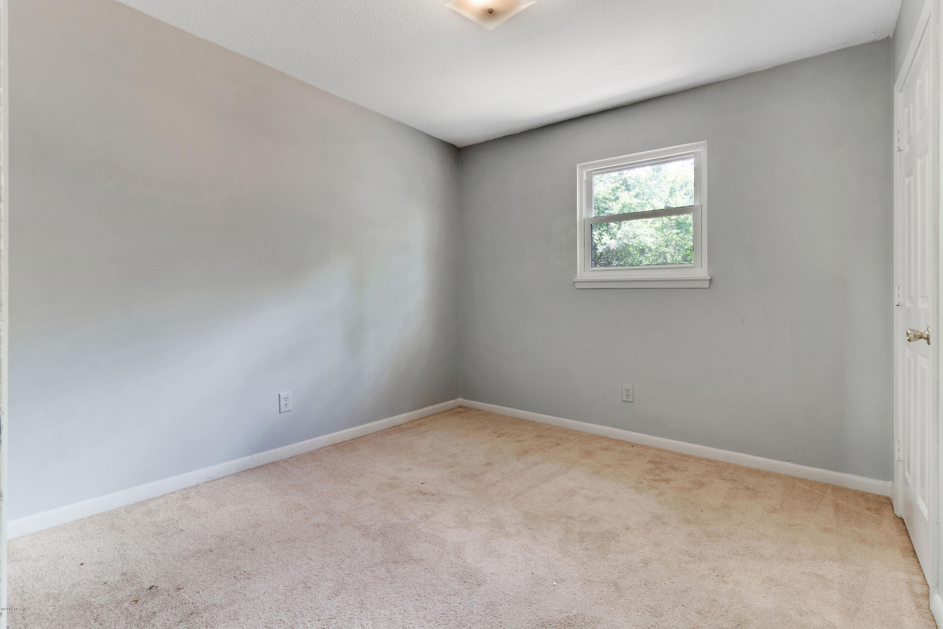 322 Wallington Road Wilmington, NC 28409 - Photo 13 of 27 IMG_0503