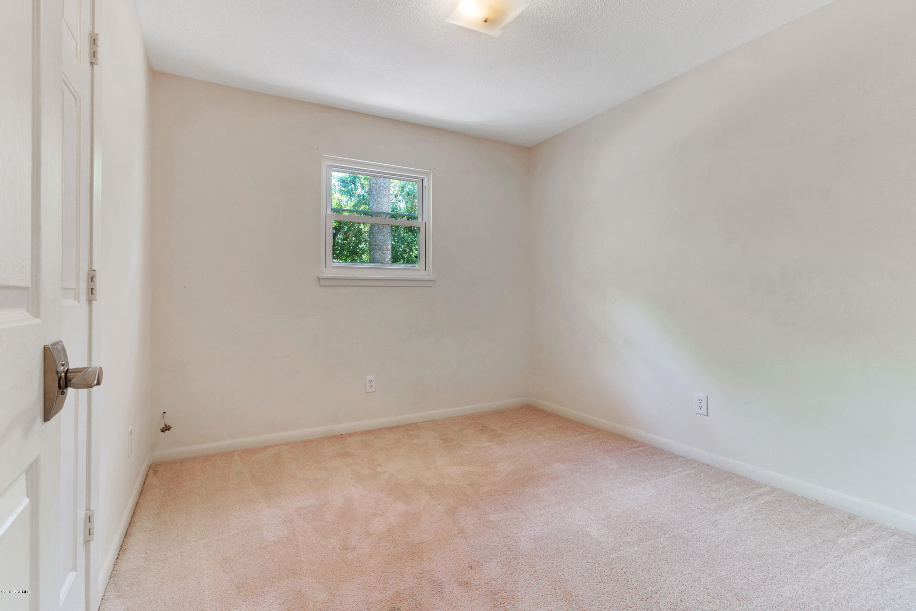 322 Wallington Road Wilmington, NC 28409 - Photo 14 of 27 IMG_0510