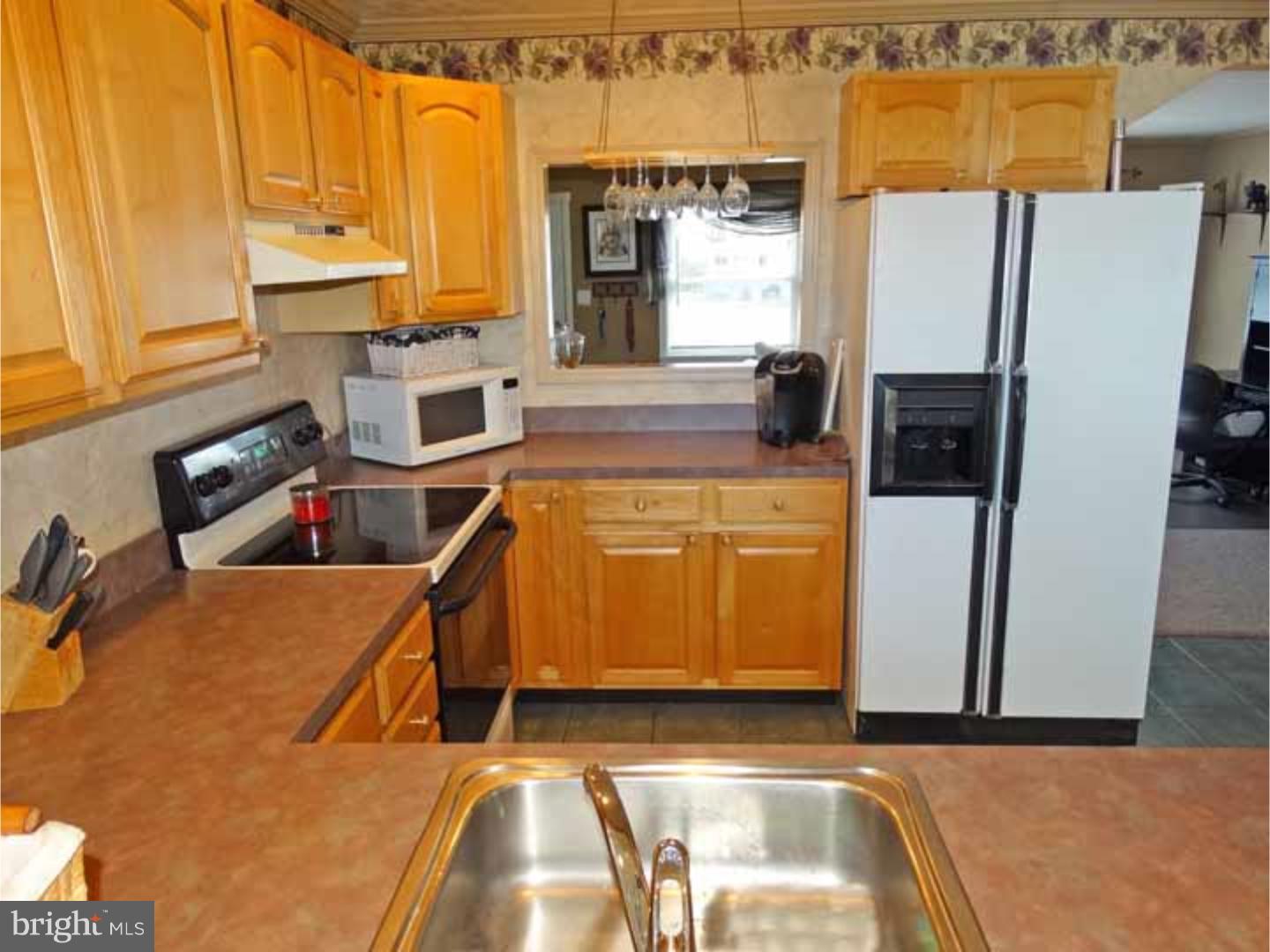 25 Cactus Road Levittown, PA 19057 - Photo 7 of 25 Kitchen