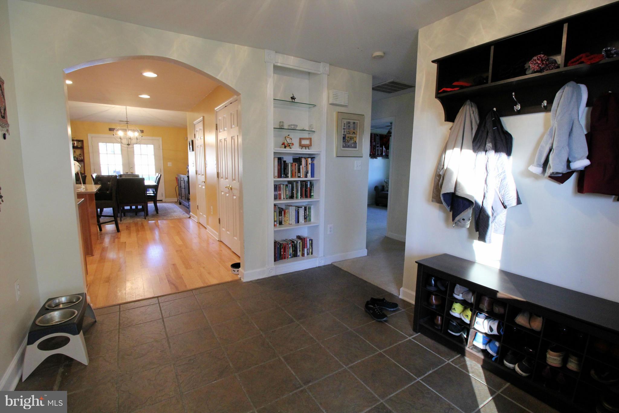7308 Inzer Street Springfield, VA 22151 - Photo 5 of 30 a view of livingroom with furniture and closet