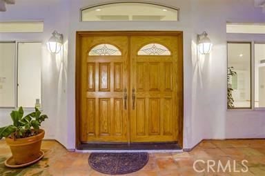 3786 Foxglove Lane Fallbrook, CA 92028 - Photo 6 of 34 a view of front door with a potted plant