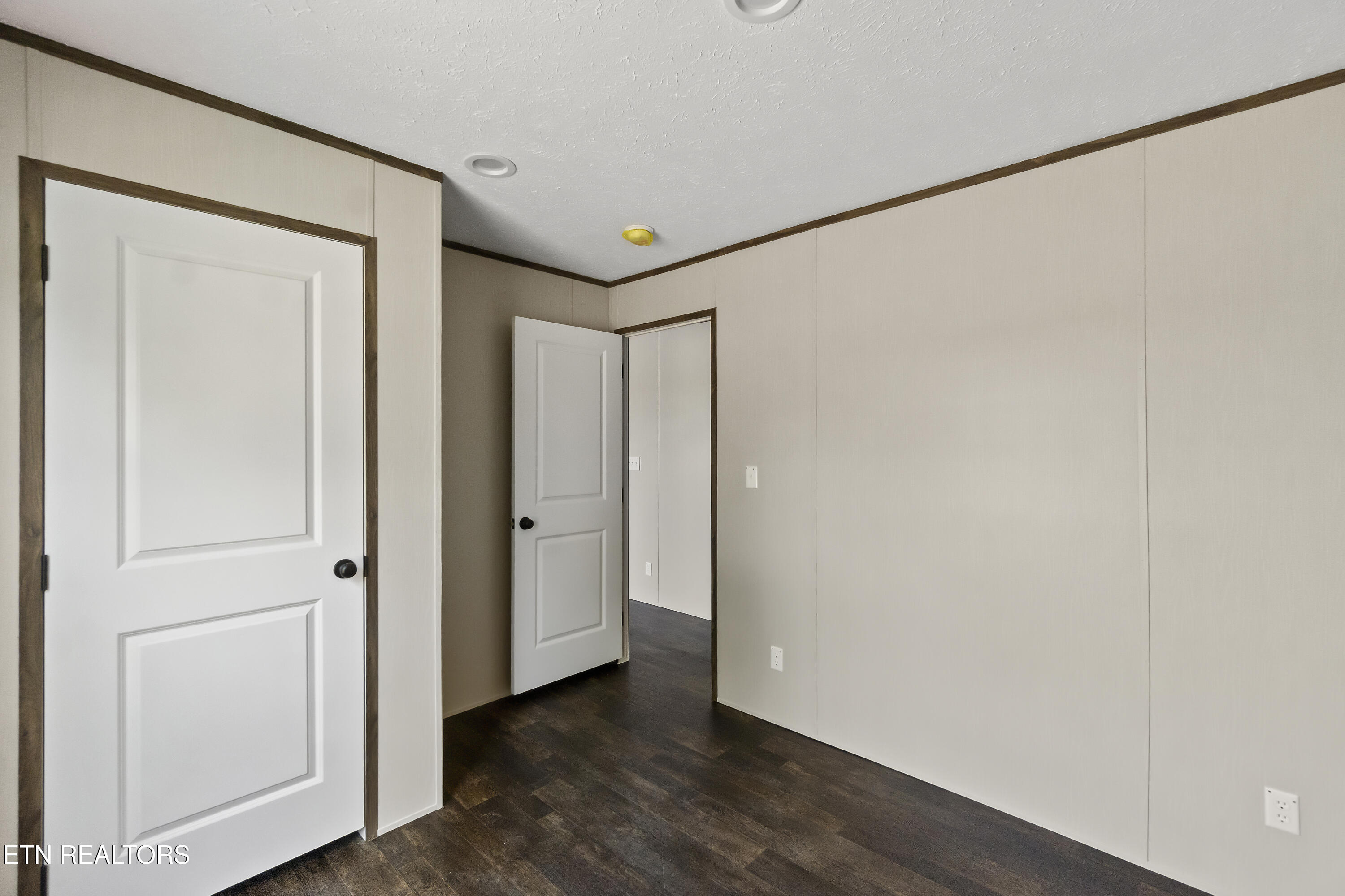 622 East Barton Ridge Road Greeneville, TN 37745 - Photo 34 of 51 DSC06503