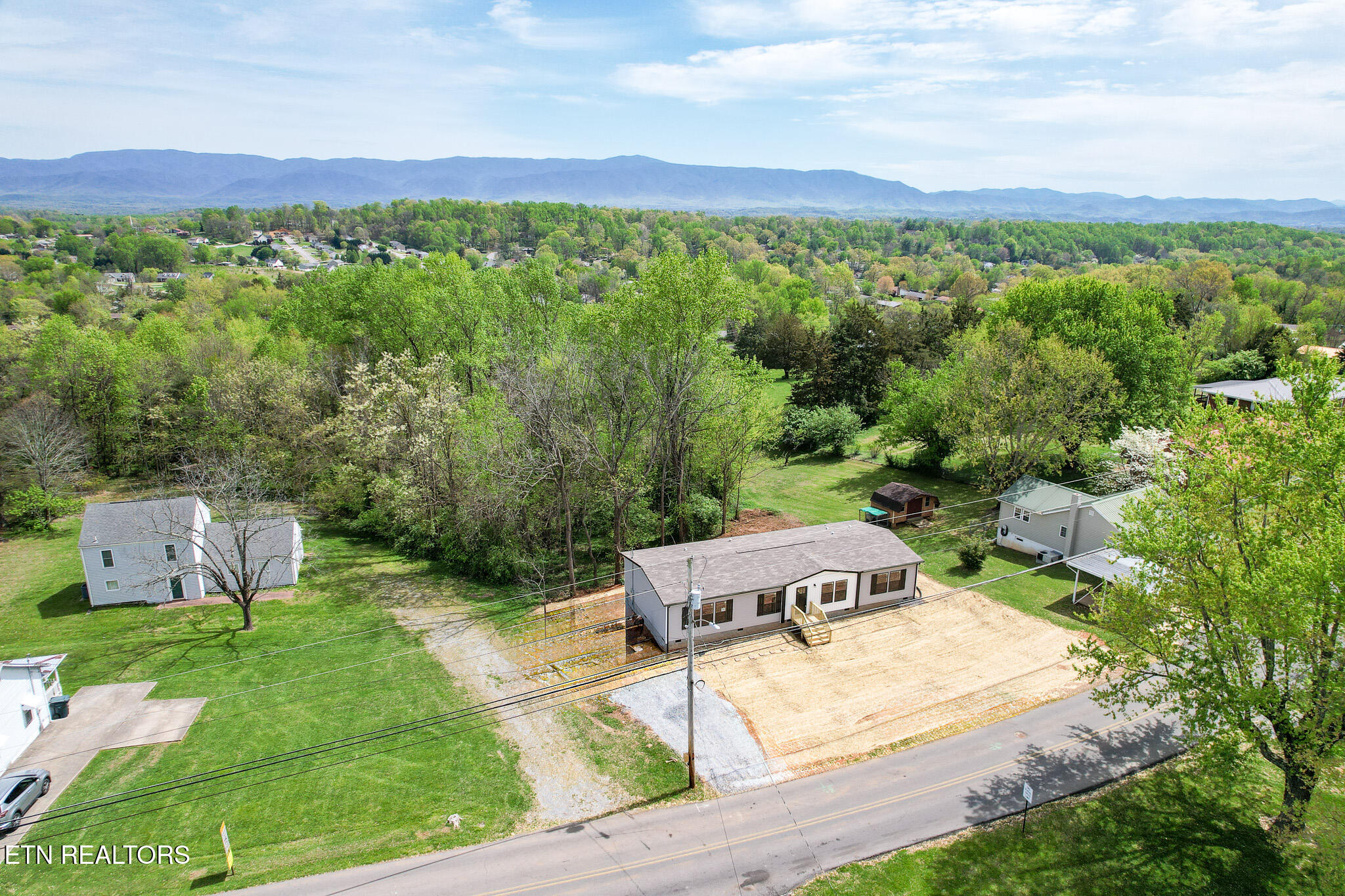 622 East Barton Ridge Road Greeneville, TN 37745 - Photo 48 of 51 DJI_0273-Edit