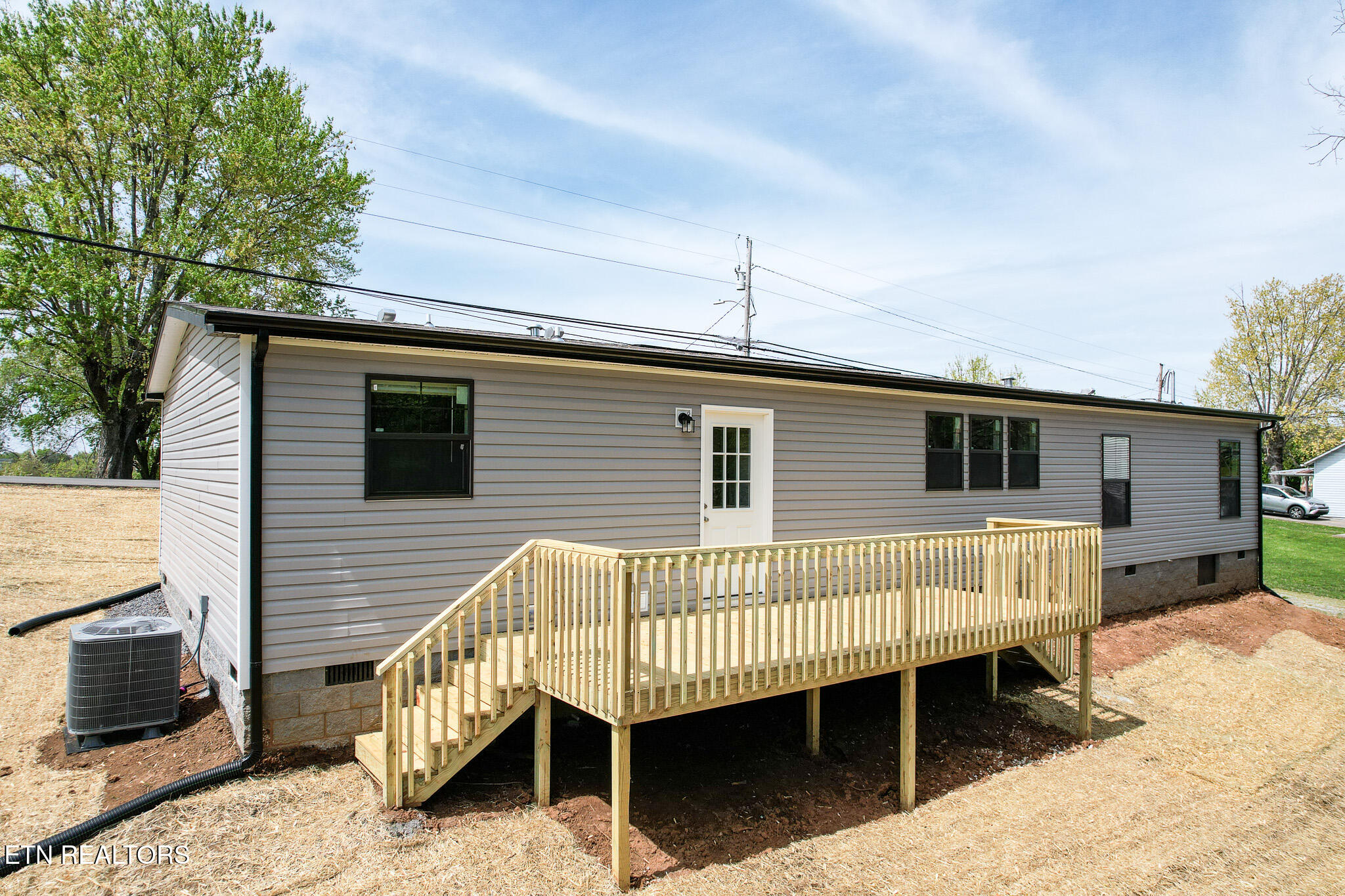 622 East Barton Ridge Road Greeneville, TN 37745 - Photo 5 of 51 DJI_0267