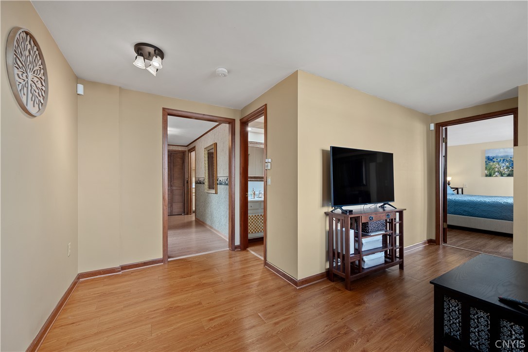 5072 West Lake Road Owasco, NY 13021 - Photo 13 of 50 Family Room