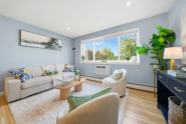 $3,400 | 20 Radcliffe Road, Unit 209, Boston, MA 02134