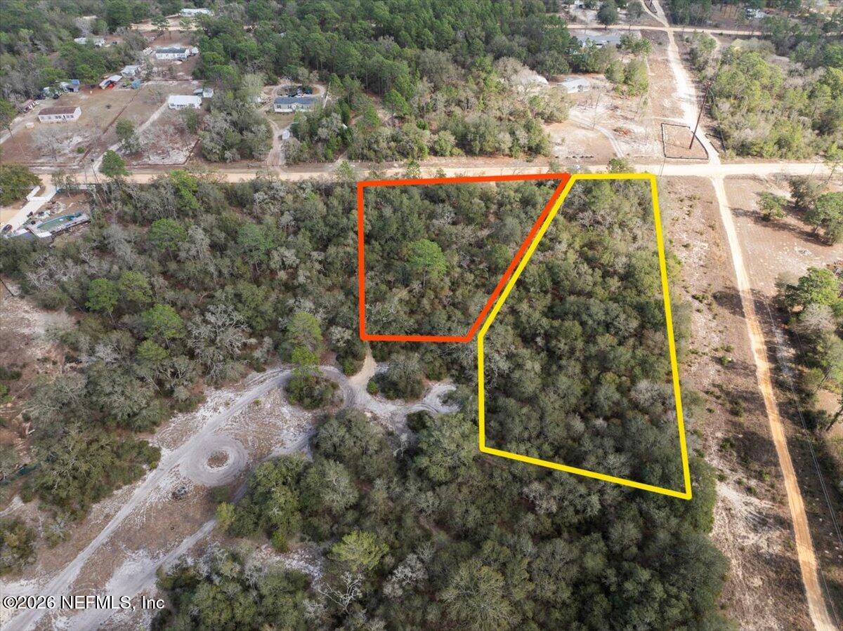 7678 Oak Forest Road Keystone Heights, FL 32656 - Photo 14 of 27 a view of a yard with plants