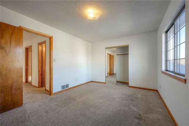 $275,000 | 507 Pawnee Street, Leavenworth, KS 66048