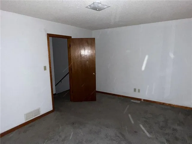 $275,000 | 507 Pawnee Street, Leavenworth, KS 66048