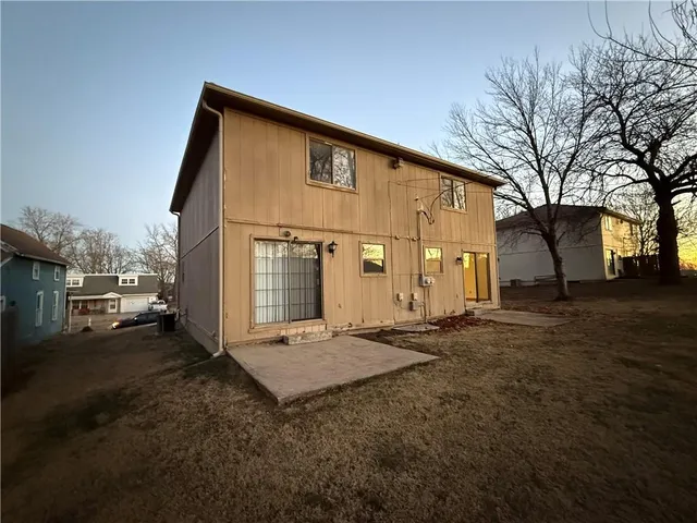 $275,000 | 507 Pawnee Street, Leavenworth, KS 66048