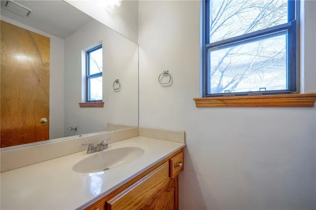 $275,000 | 507 Pawnee Street, Leavenworth, KS 66048