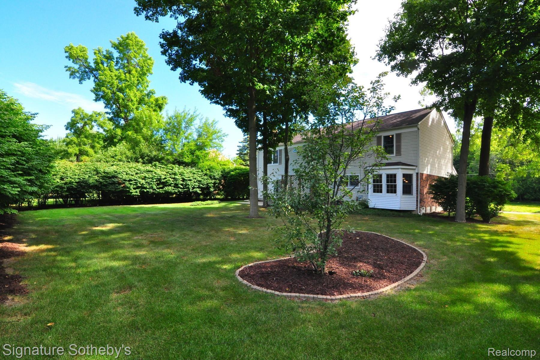 31294 Old Stage Road Franklin, MI 48025 - Photo 26 of 26 19JPG.jpg