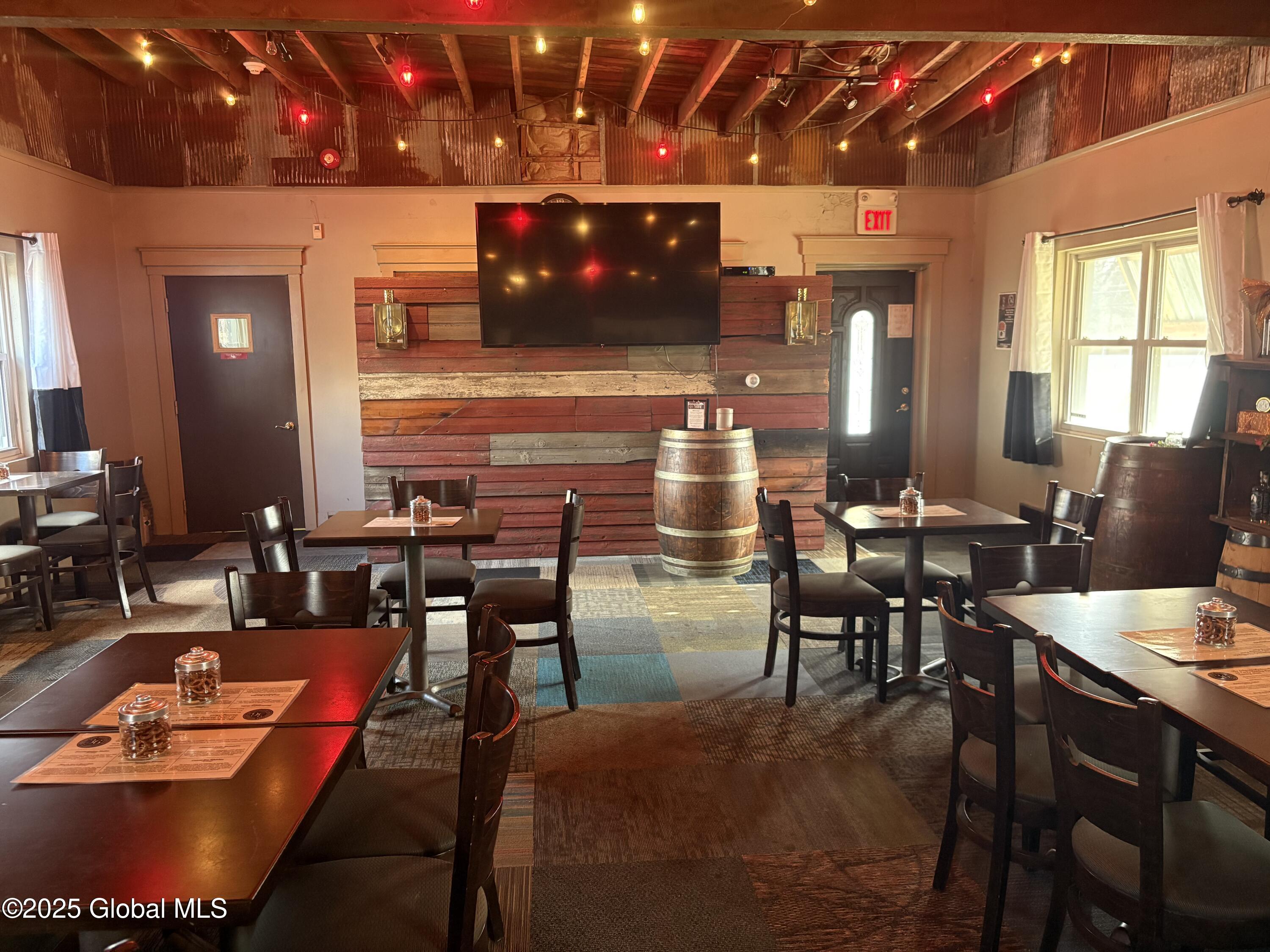 3304 Amsterdam Road Schenectady, NY 12302 - Photo 5 of 12 IMG_8048