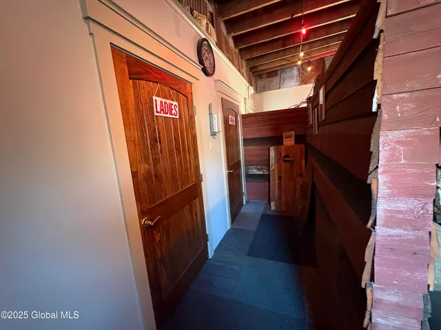 $399,000 | 3304 Amsterdam Road, Schenectady, NY 12302