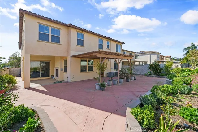 $1,248,800 | 13262 Los Robles Court, Eastvale, CA 92880