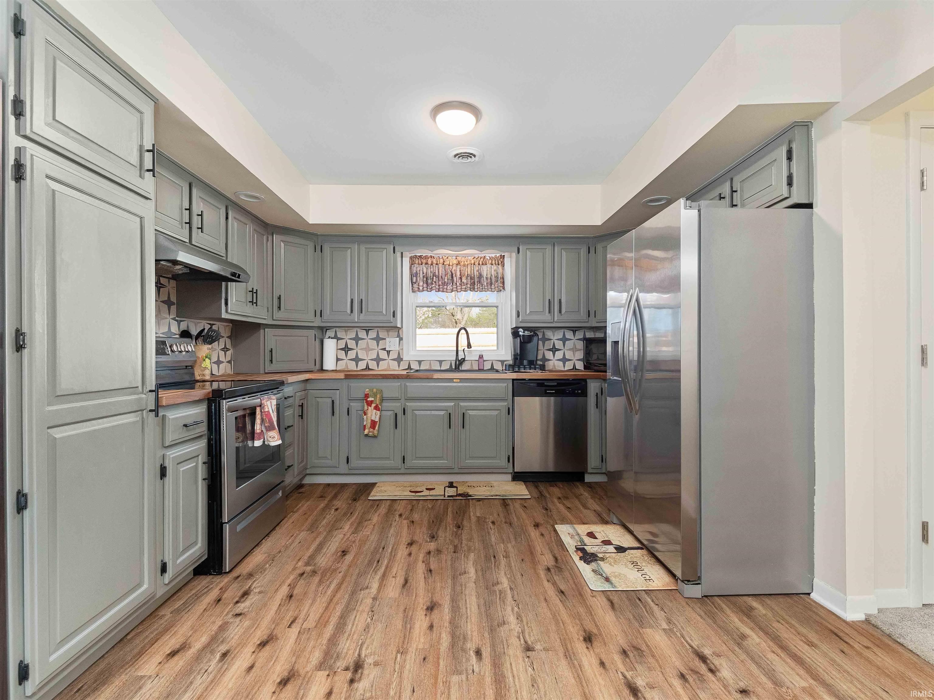 10401 Hickory Tree Road Fort Wayne, IN 46845 - Photo 6 of 36 Gallery Image 6