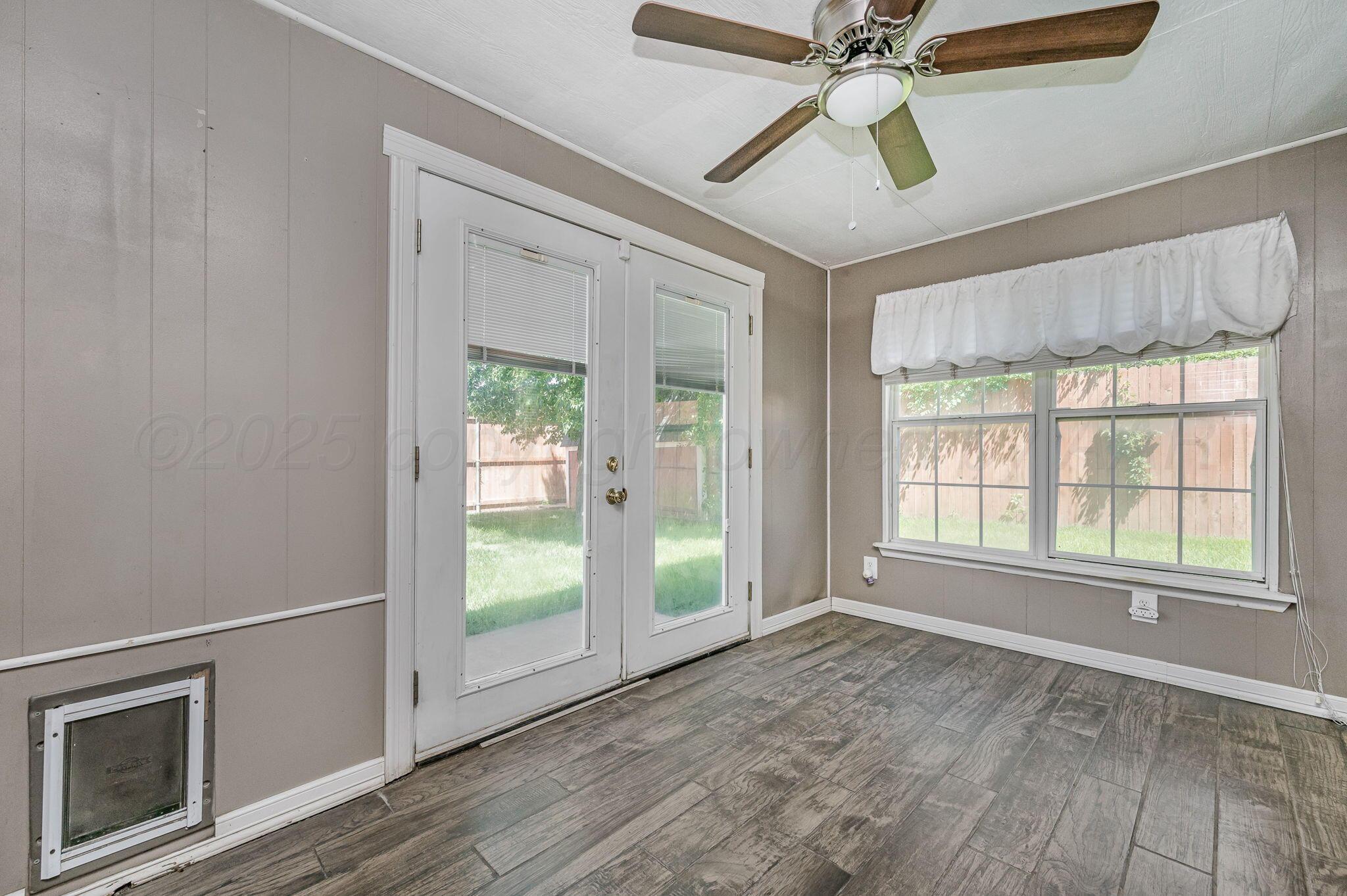6104 Rutgers Street Amarillo, TX 79109 - Photo 10 of 19 Sun Room