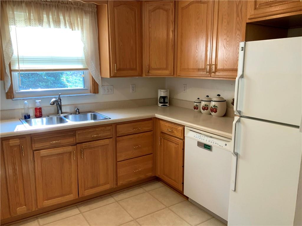 4721 Library Road Bethel Park, PA 15102 - Photo 5 of 25 Gallery Image 5
