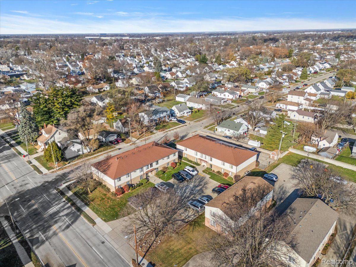16411 East 10 Mile Road Eastpointe, MI 48021 - Photo 19 of 57 Gallery Image 19