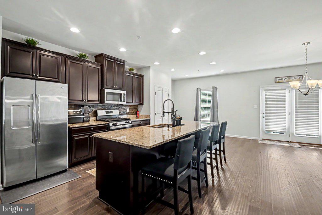 8338 Kippis Road Millersville, MD 21108 - Photo 9 of 32 KITCHEN