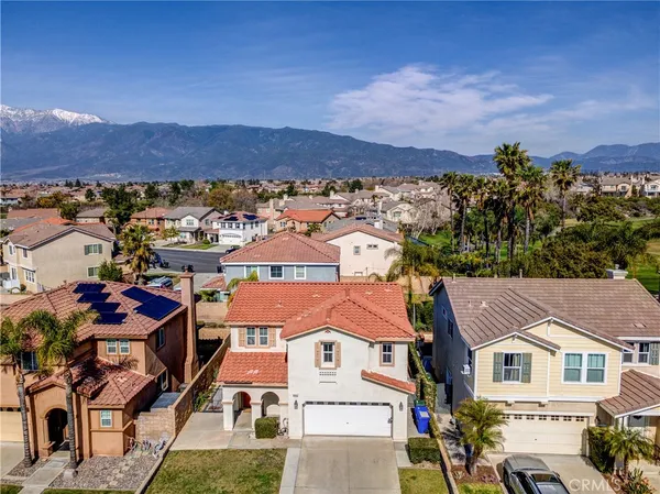 $685,000 | 16442 El Revino Drive, Fontana, CA 92336