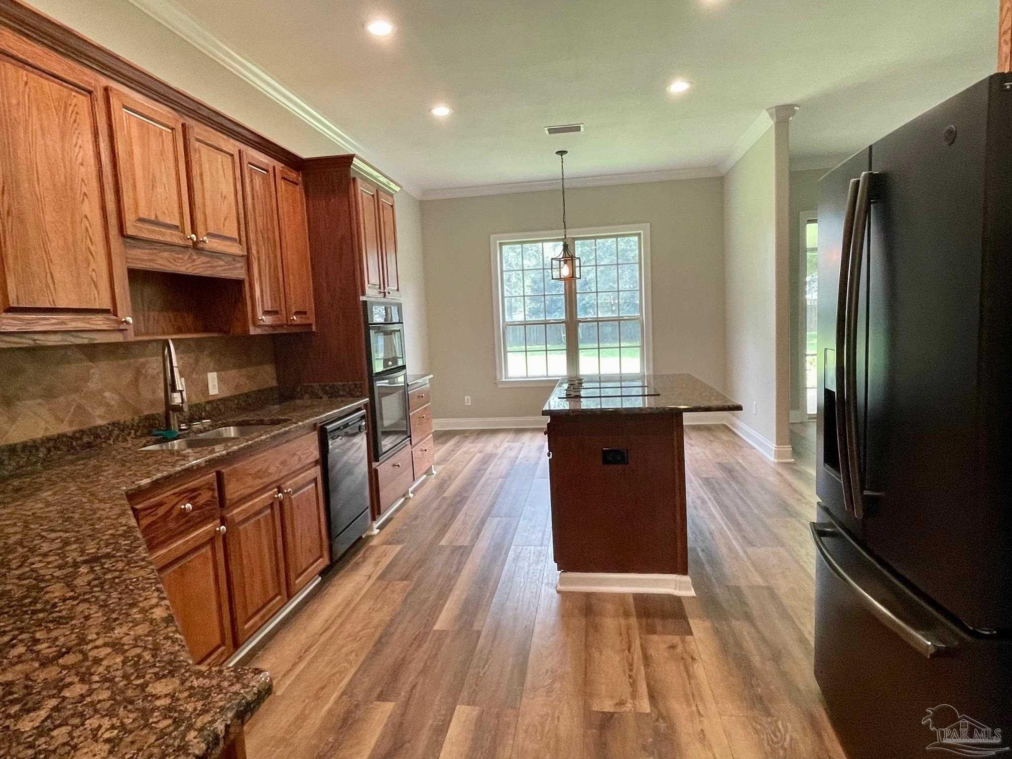 5503 Huntingdon Street Milton, FL 32570 - Photo 10 of 37