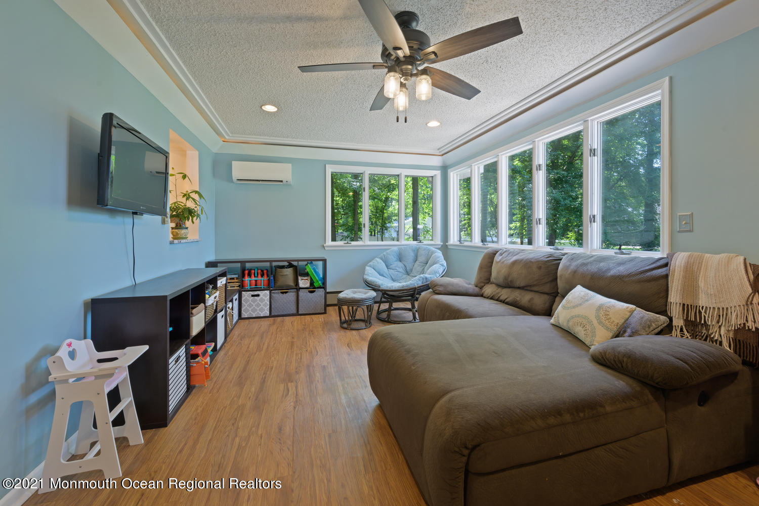 125 Hickory Corner Road East Windsor, NJ 08520 - Photo 11 of 22 125 Hickory Corner Rd East-large-017-020