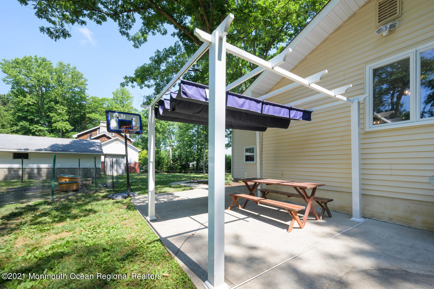 125 Hickory Corner Road East Windsor, NJ 08520 - Photo 21 of 22 125 Hickory Corner Rd East-large-028-024