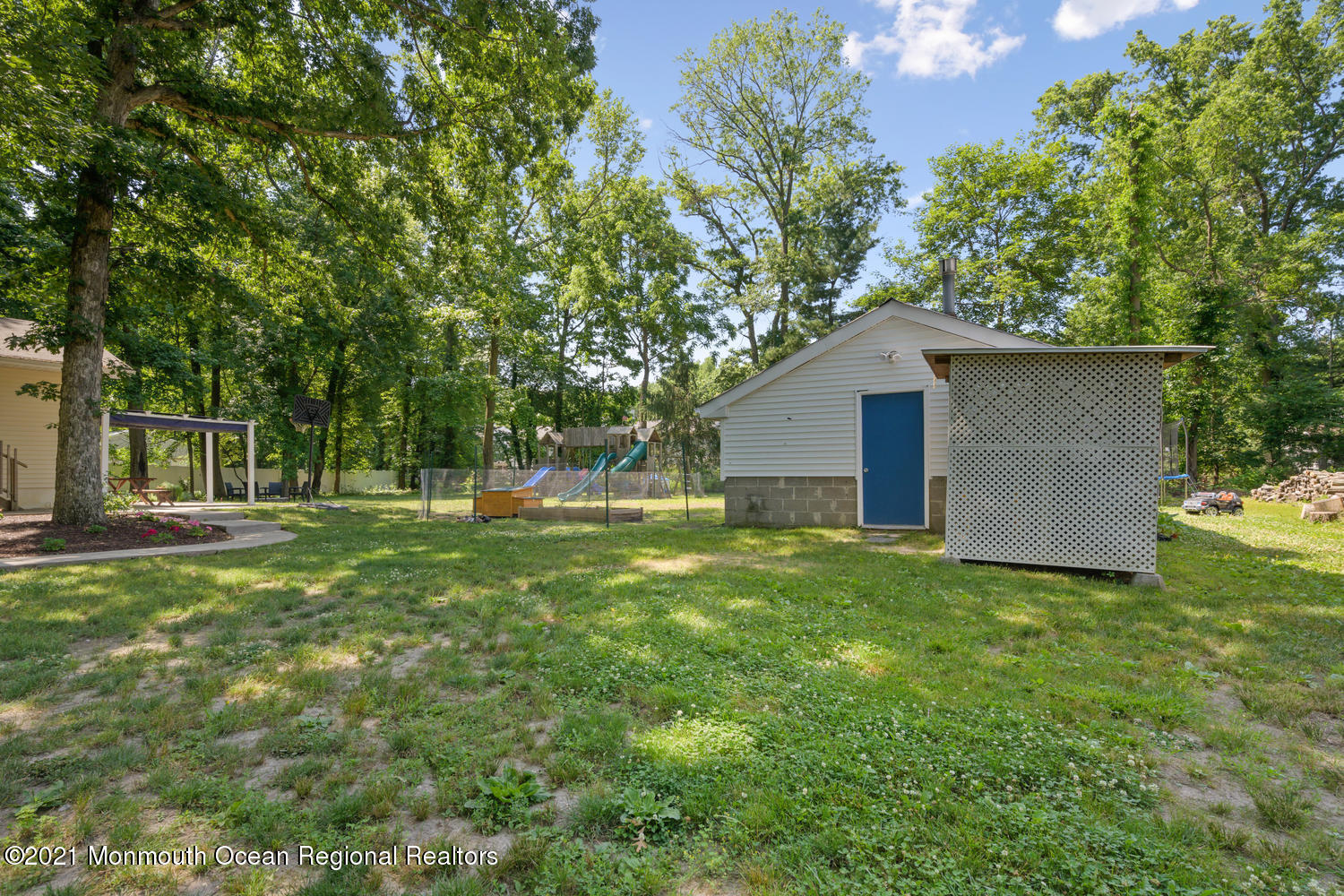 125 Hickory Corner Road East Windsor, NJ 08520 - Photo 22 of 22 125 Hickory Corner Rd East-large-030-028