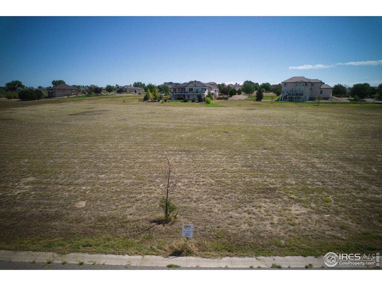 33 Lakeview Circle Fort Morgan, CO 80701 - Photo 2 of 11 a view of an ocean