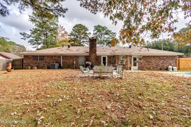 $262,900 | 100 Fairdale Place, Brandon, MS 39042