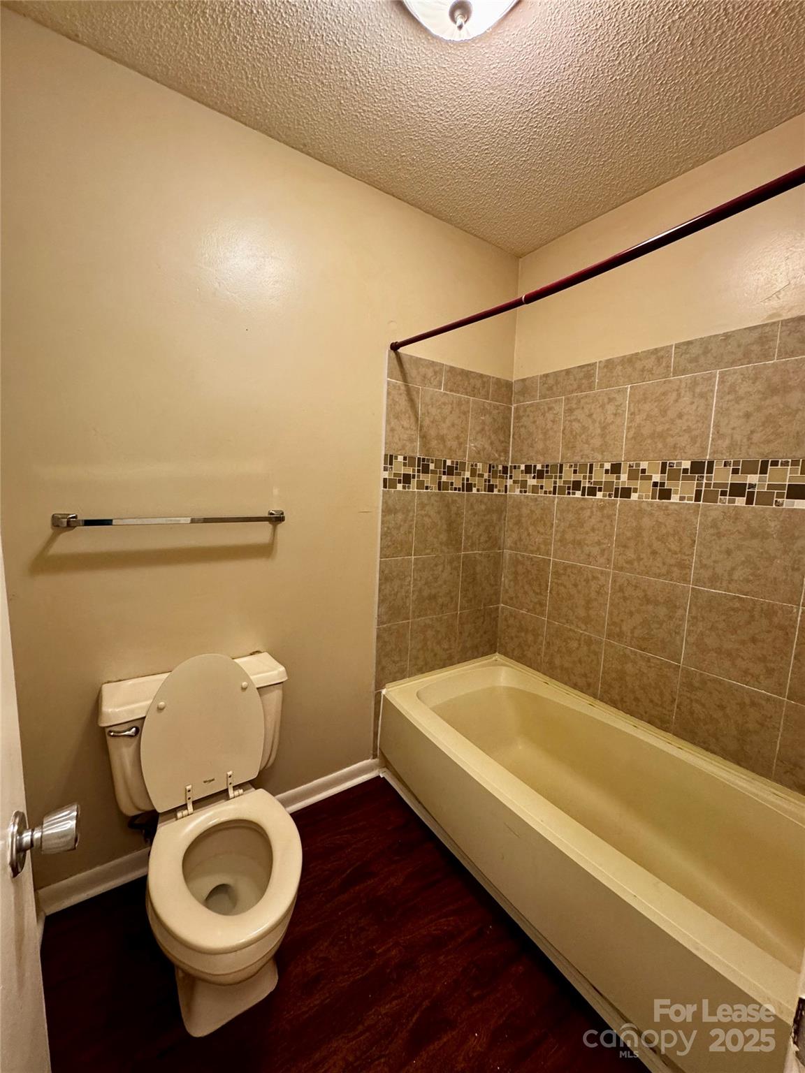 6048 Heath Valley Road Charlotte, NC 28210 - Photo 14 of 29