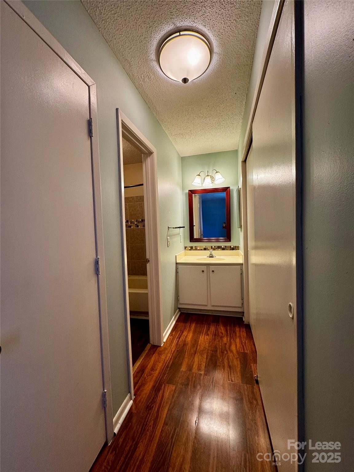 6048 Heath Valley Road Charlotte, NC 28210 - Photo 16 of 29