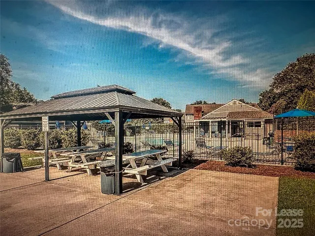 $1,950 | 6048 Heath Valley Road, Charlotte, NC 28210