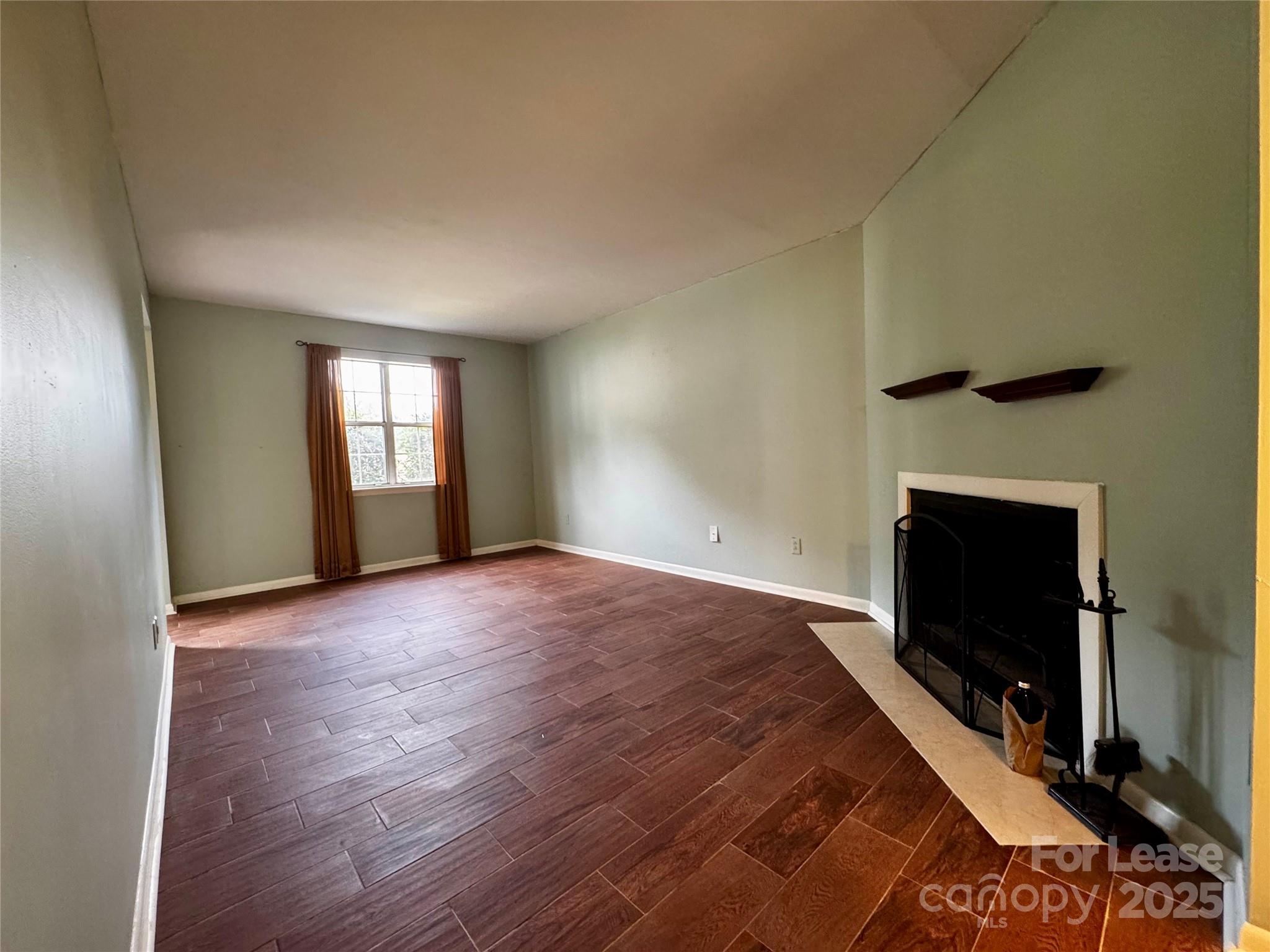 6048 Heath Valley Road Charlotte, NC 28210 - Photo 10 of 29