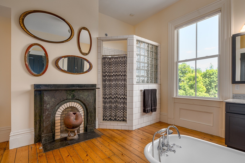 38 Gray Street Amherst, MA 01002 - Photo 18 of 42