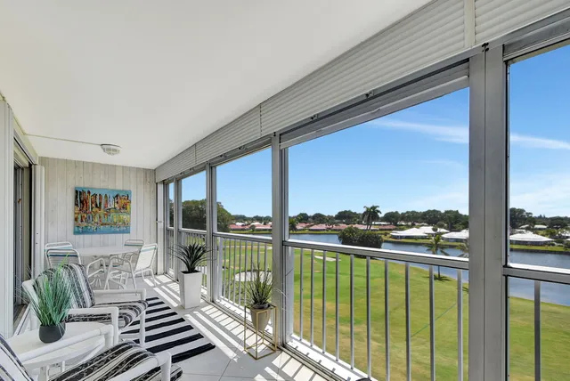 a view of lake from yard