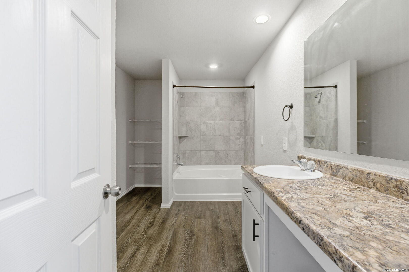13012 Heathers Reef St. Hedwig, TX 78152 - Photo 10 of 19