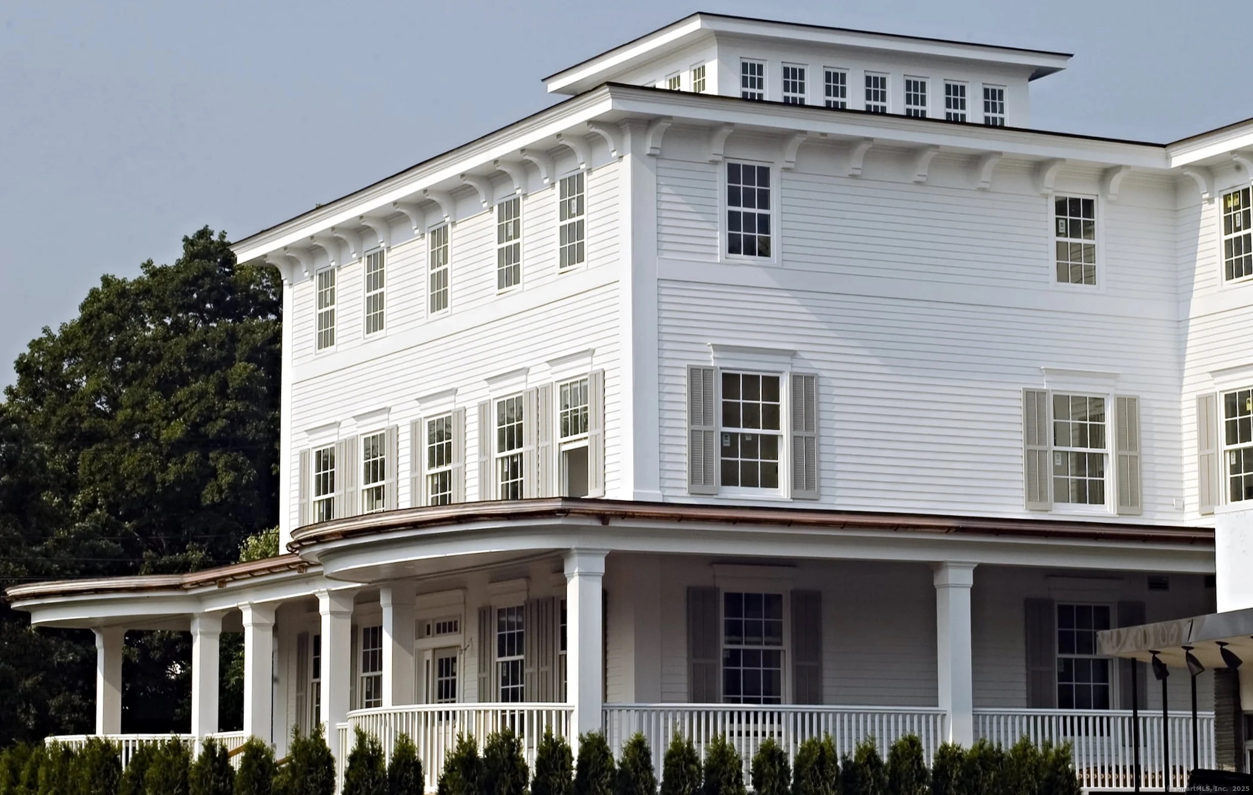 Exterior Winthrop House