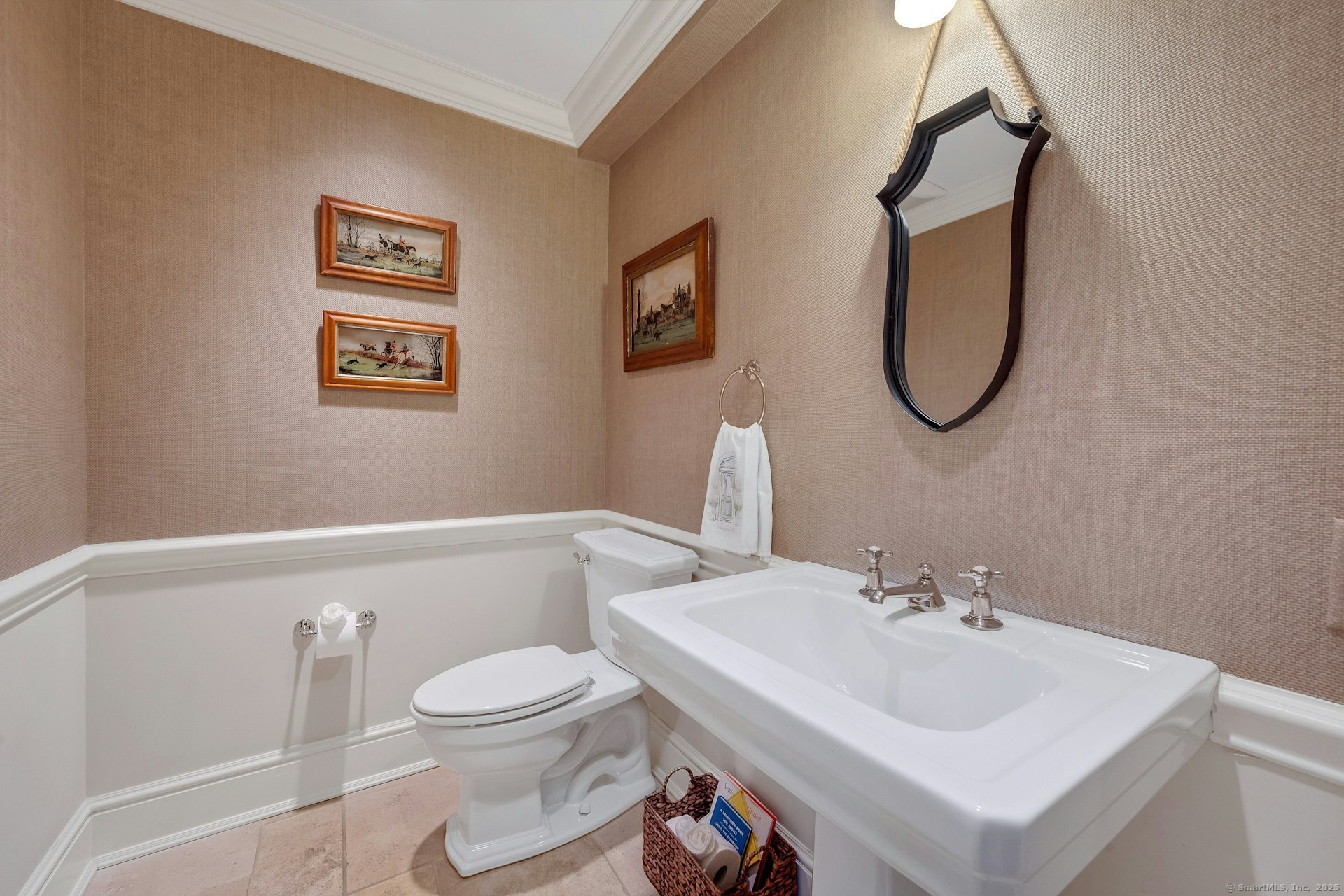 166 Rowayton Avenue, Unit 2 Norwalk, CT 06853 - Photo 20 of 40 a bathroom with a sink toilet and a mirror