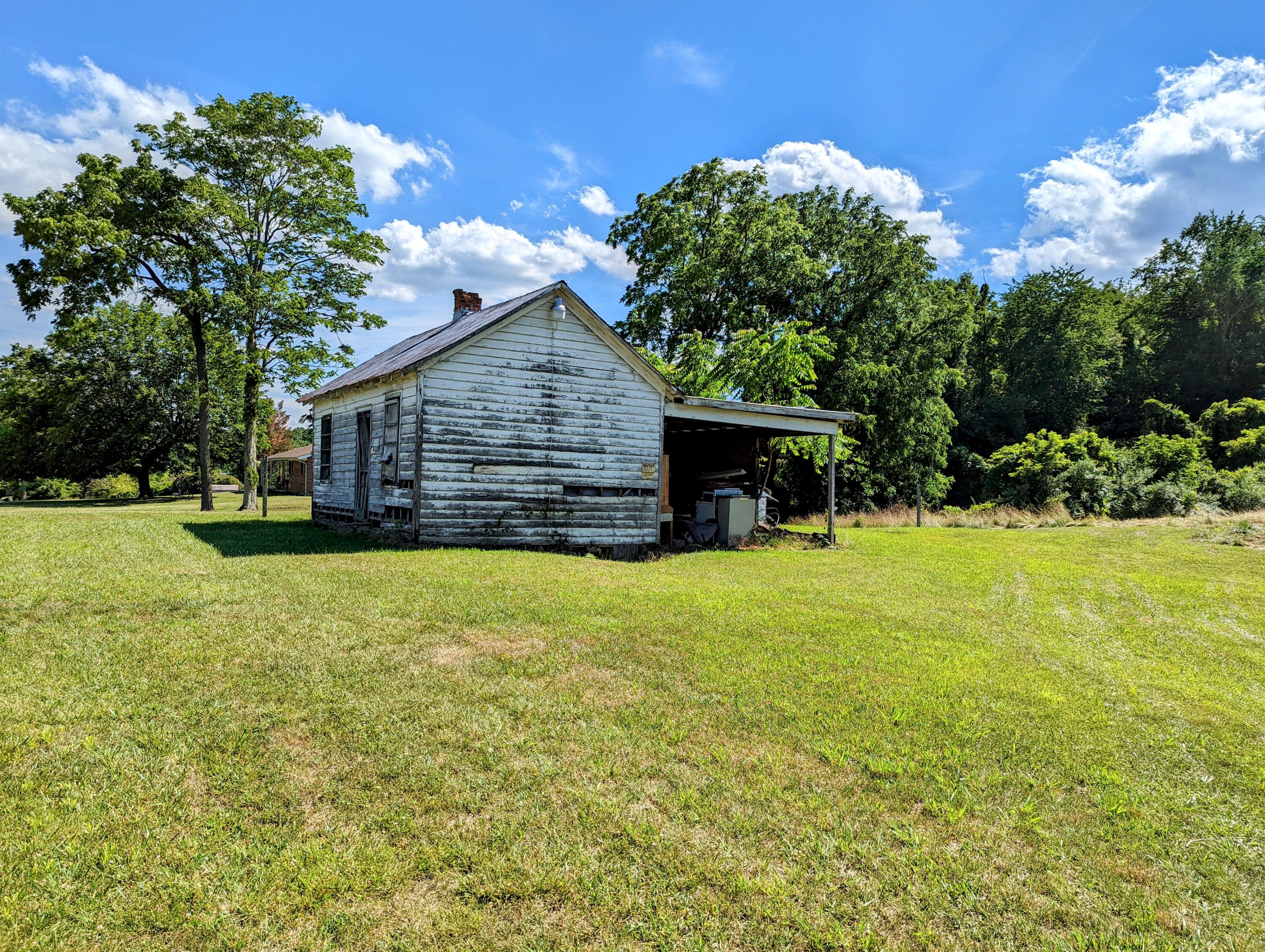 5283 Landrum Road Dublin, VA 24084 - Photo 2 of 15 1