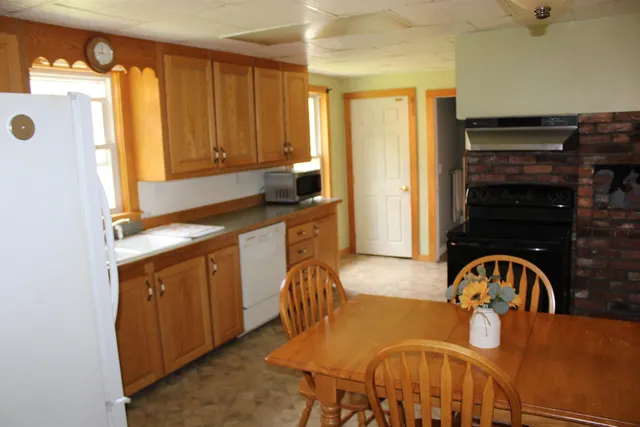 $235,000 | 79 Harrison Avenue, St. Johnsbury, VT 05819