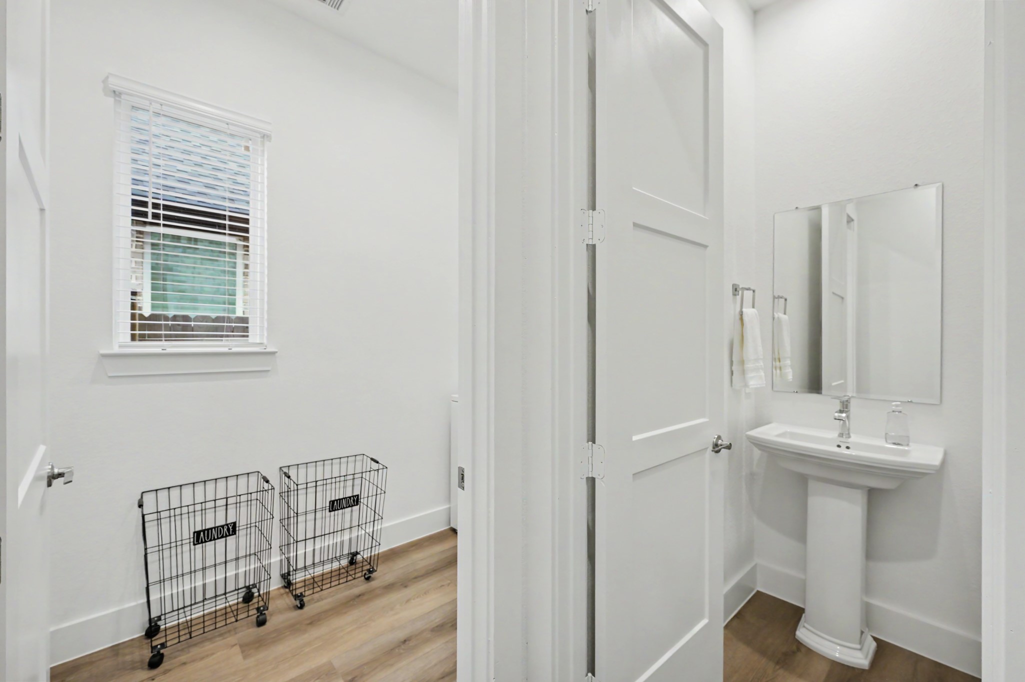 326 Springfield Terrace Drive Conroe, TX 77304 - Photo 21 of 43 Gallery Image 21