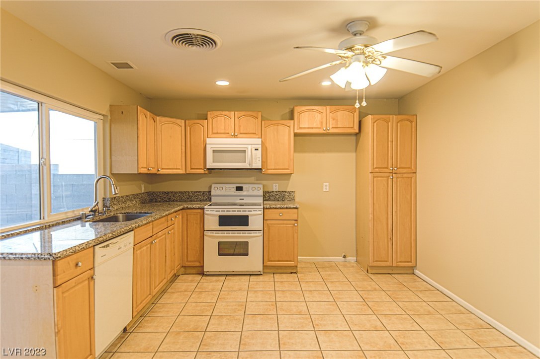 608 Greenway Road Henderson, NV 89002 - Photo 7 of 18