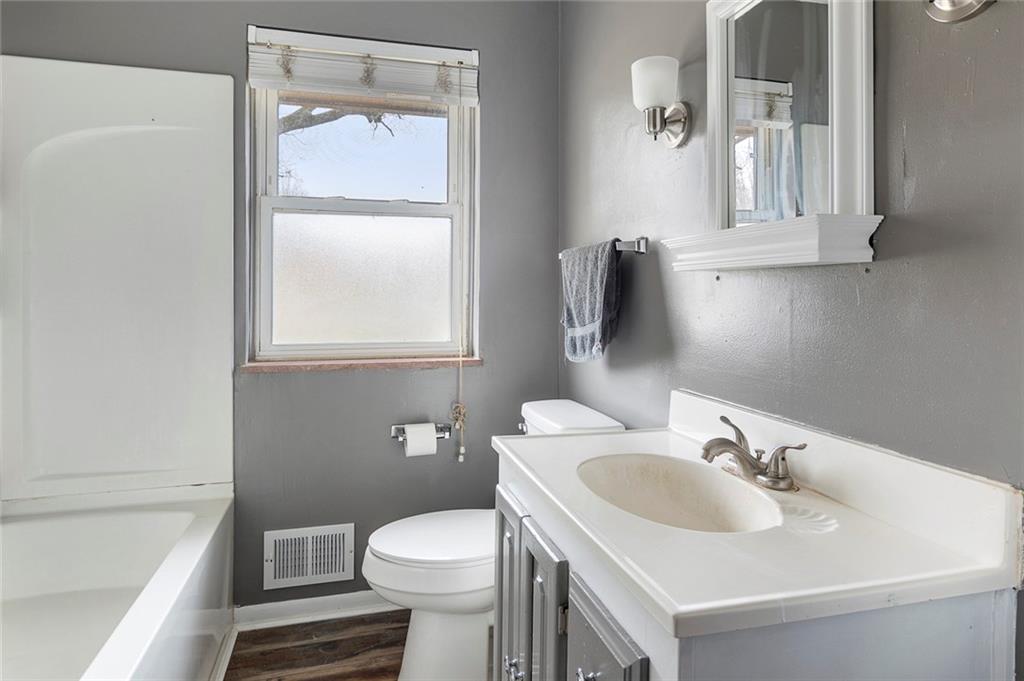 3430 Hawthorne Road Anderson, IN 46011 - Photo 12 of 15 Gallery Image 12