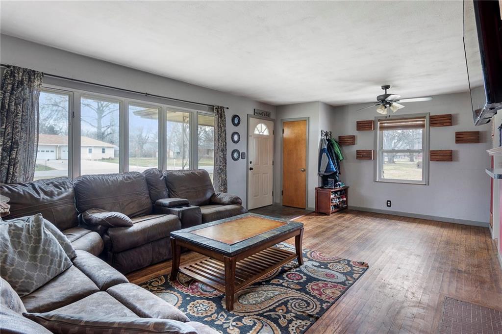3430 Hawthorne Road Anderson, IN 46011 - Photo 4 of 15 Gallery Image 4