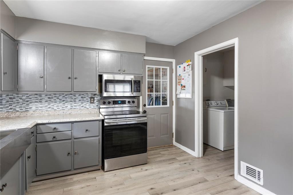 3430 Hawthorne Road Anderson, IN 46011 - Photo 7 of 15 Gallery Image 7