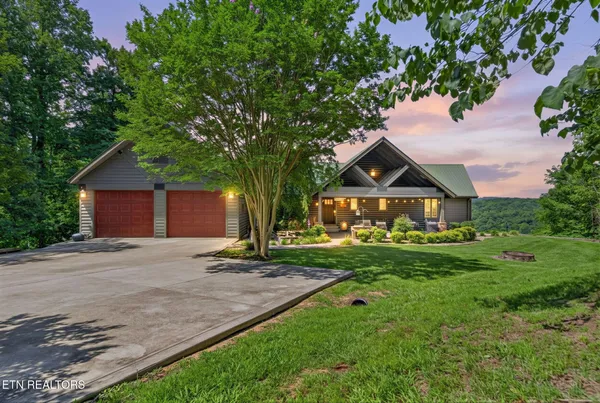$649,000 | 2051 Scenic View Court, Byrdstown, TN 38549